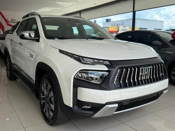 FIAT TORO 2.2 TURBO DIESEL RANCH 4WD AT9 FIAT TORO 2.2 TURBO DIESEL RANCH 4WD AT9